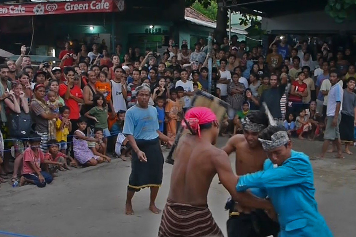 Fighting martial art in Gili Trawangan