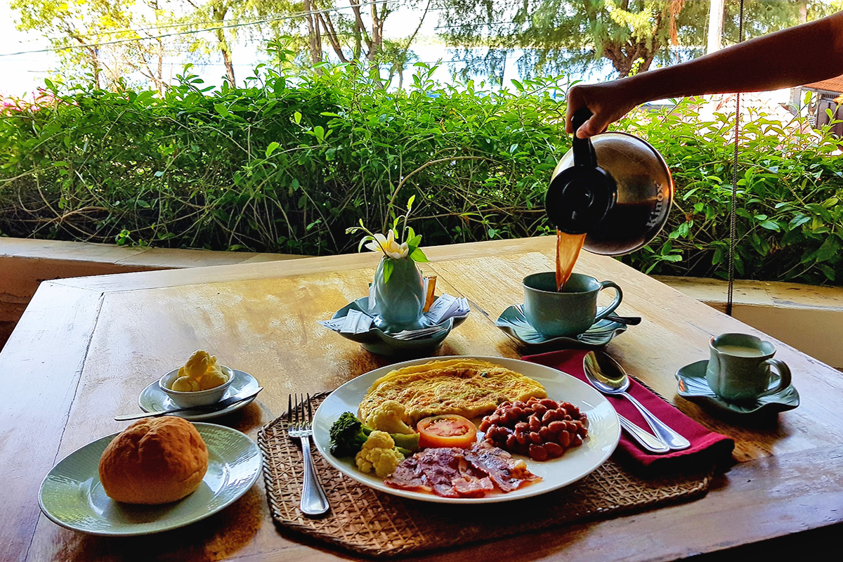 Breakfast at Villa Almarik Gili Trawangan